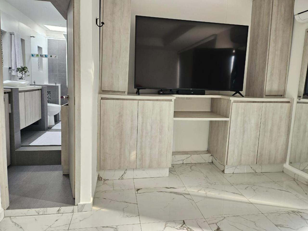 Hotel San Jeronimo Armenia Bagian luar foto