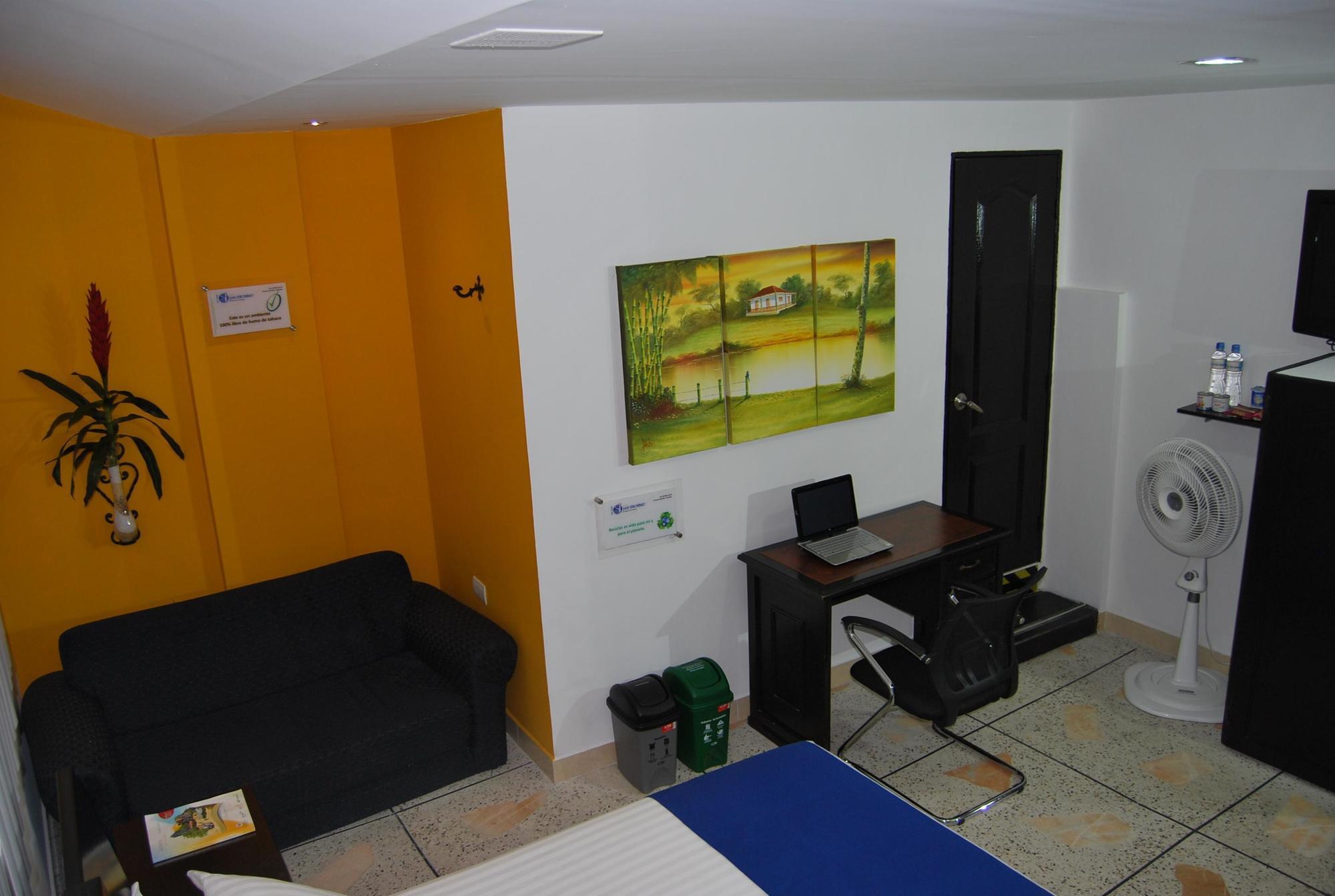 Hotel San Jeronimo Armenia Bagian luar foto